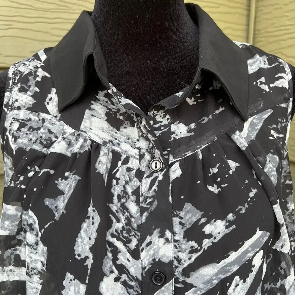 H.I.P. women’s size M sleeveless sheer top with collar, black & white - Picture 1 of 5